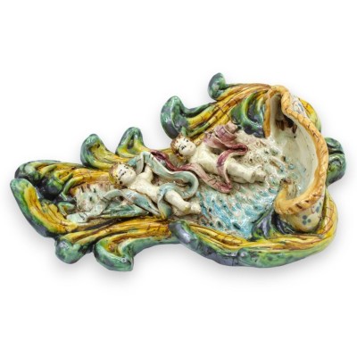 Caltagirone ceramic stoup - h 25 x W 18 cm approx. with applications of cherubs on a yellow-green background - 