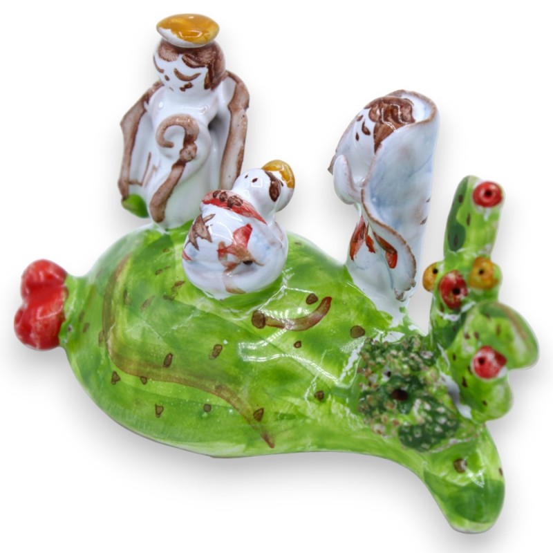 Presepe Artistico in pregiata ceramica, su pala di ficodindia - L 9 x h 5 cm ca. (1pz) - 