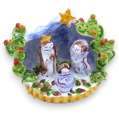 Presepe Artistico in pregiata ceramica, riprodotto in una capanna - L 10 x h 6 cm ca. (1pz) - 