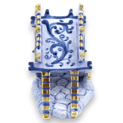 Chariot sicilien en céramique Caltagirone - L 12 x h 10 cm environ. Fond bleu antique et détails finis en émail or pur 2