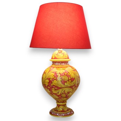 Baroque lamp with decorated stem, Sicilian ceramic, approx. h 70 cm. Yellow baroque decoration on a red background - 