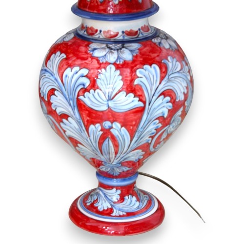 Barokowa lampa z dekorowaną łodygą, ceramika sycylijska, wys. ok. 70 cm. Turkusowa dekoracja barokowa na czerwonym tle - 2