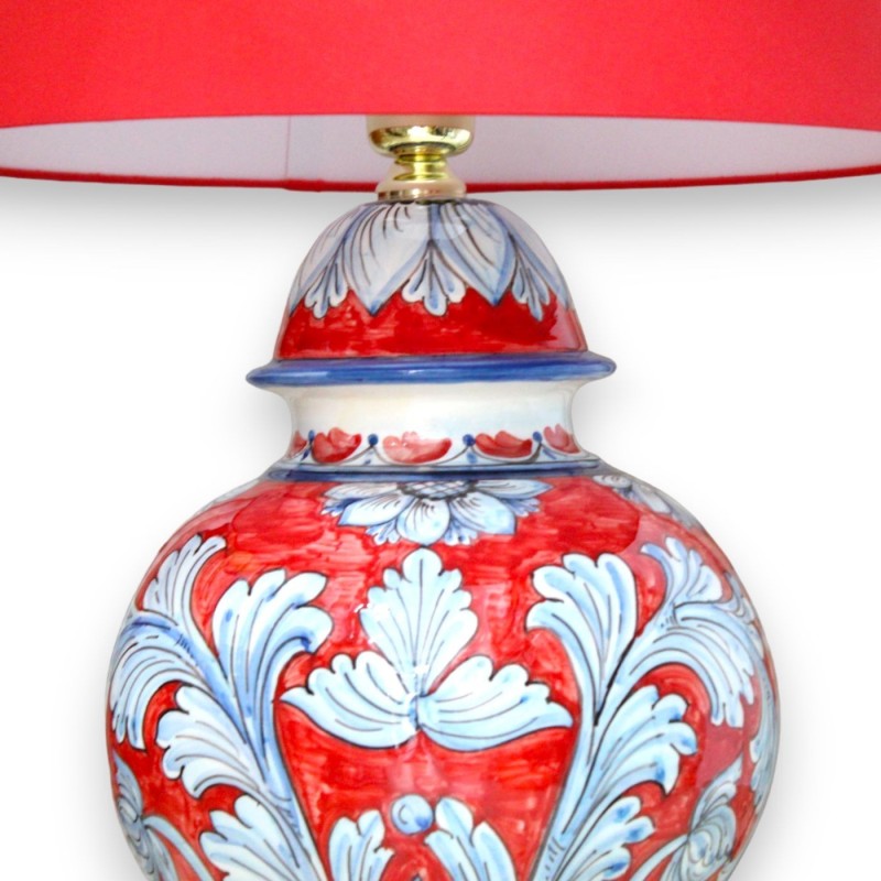 Baroque lamp with decorated stem, Sicilian ceramic, approx. h 70 cm. Turquoise baroque decoration on a red background - 