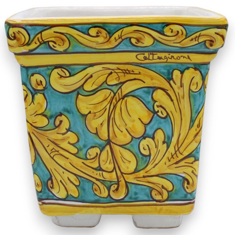 Boîte vase carrée en céramique de Caltagirone - h 20 x 20 x 20 cm environ. décoration baroque sur fond vert-de-gris - 
