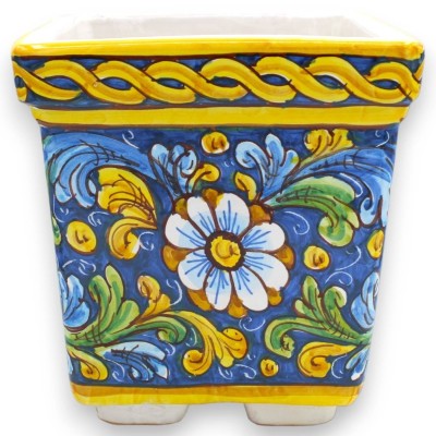 Cassetta vaso quadrata in Ceramica Caltagirone - h 20 x 20 x 20 cm ca. decoro barocco e fiore, fondo blu e treccia - 