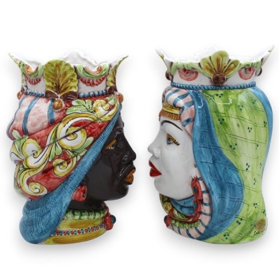 Ett par Caltagirone keramiska mörkbruna huvuden, ca h 25 cm. Krona och turban MD7 - 