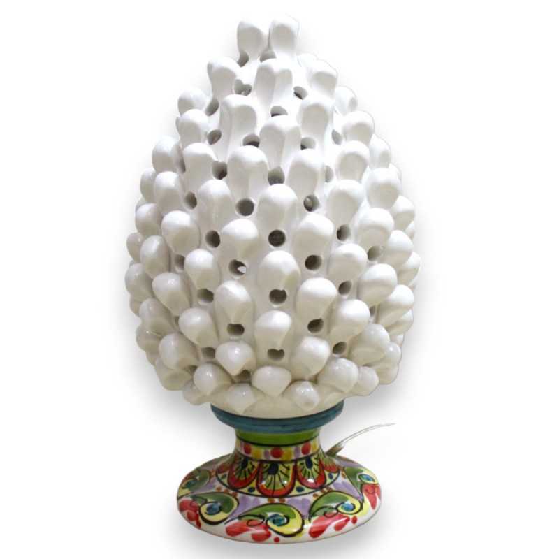 Lampada Pigna traforata in ceramica Caltagirone h 30 cm ca. Bianco, gambo decoro barocco Multicolore e coda pavone - 