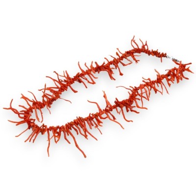 Collana con rametti di Corallo - Lunghezza 60 cm ca. - 
