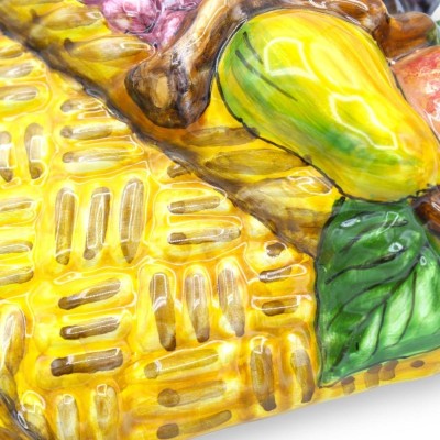 Cesta Paniere Appendino in pregiata ceramica Siciliana, h 30 x 27 cm ca. Composizione di frutta - 