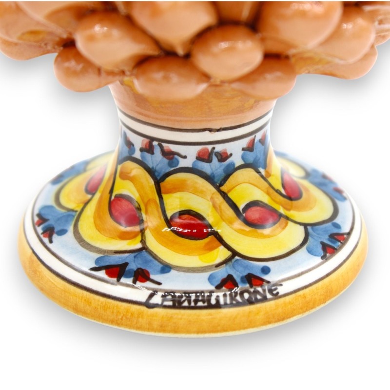 Piña de pino siciliano de cerámica Caltagirone h 20 / 22 cm aprox. (1 pieza) Coral, con decoración de tallo aleatoria - 