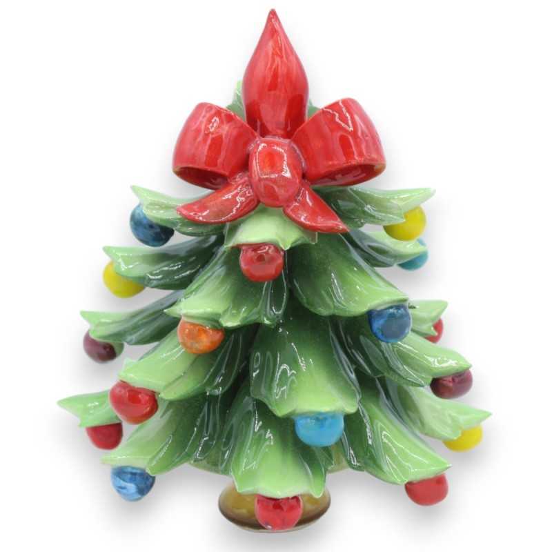 Árvore de Natal com fita e tampo em cerâmica preciosa, bolas multicoloridas e efeito neve, altura 18 cm aprox. modo de R
