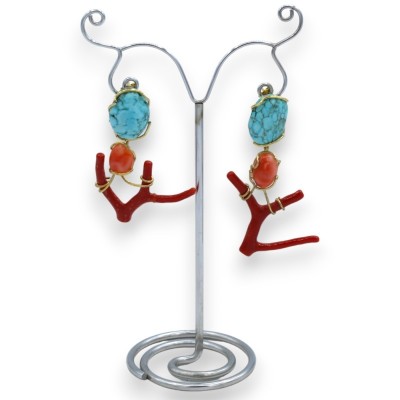 Boucles d'oreilles pendantes fabriquées à la main, h environ 5/6 cm. Argent 925 plaqué or, branche de corail, pierres na