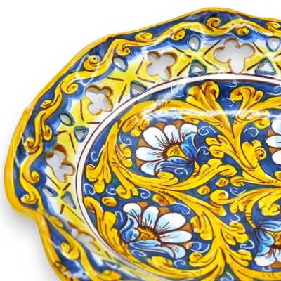 Centrotavola smerlato traforato in ceramica Caltagirone, 2 opzioni misura (1Unità) decoro barocco e floreale su fondo bl