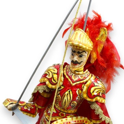Siciliansk docka, Paladin i Caltagirone keramik, h ca 80 cm. Karolingisk linje, bas av lavasten - ORLANDO - - 