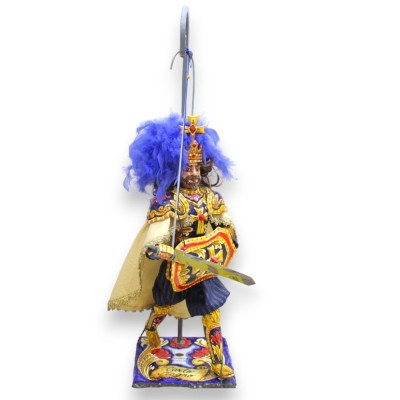 Sizilianische Puppe, Paladin aus Caltagirone-Keramik, H ca. 80 cm. Karolingische Linie, Sockel aus Lavastein - CHARLEMAG