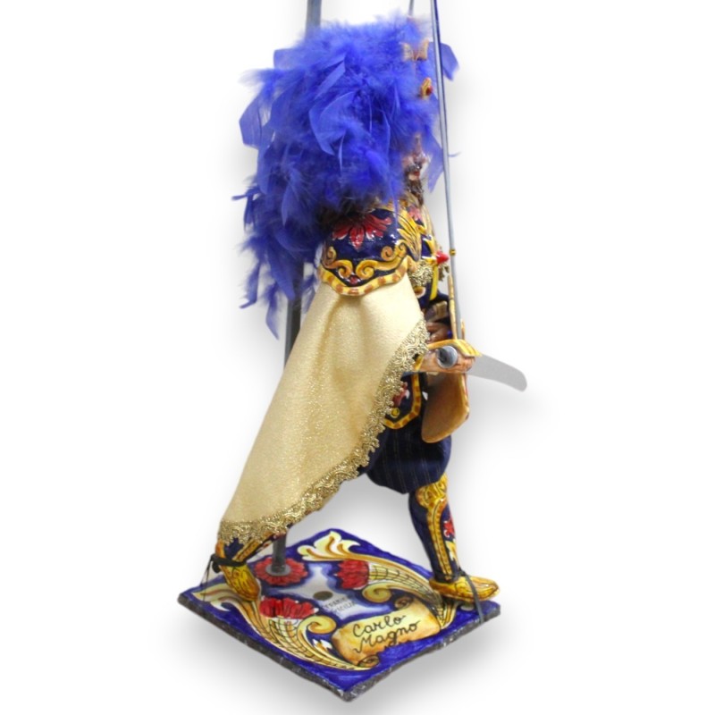 Pupo siciliano, Paladino in ceramica Caltagirone, h 80 cm ca. Linea Carolingia, base pietra lavica - CARLO MAGNO - - 