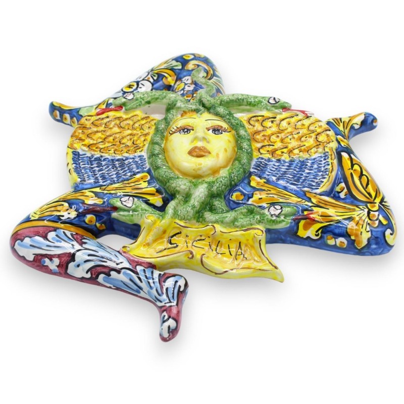 Trinacria en céramique de Caltagirone, h environ 40 cm. Bleu et bordeaux, décoration baroque et fleurs - 