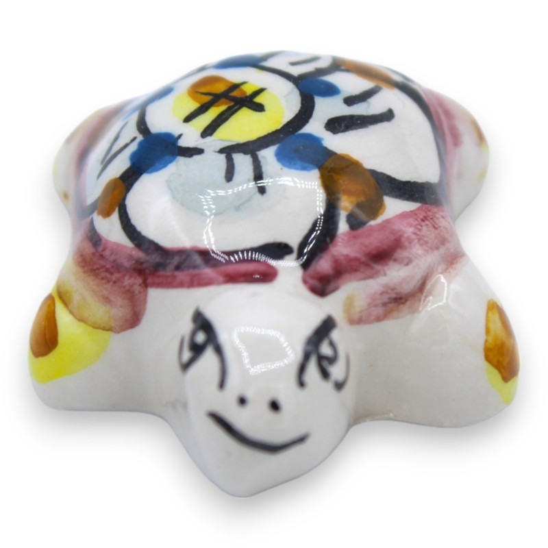 Caltagirone Ceramic Mignon Turtle, L 5 cm ca. (1st) slumpmässig dekoration och färg - 