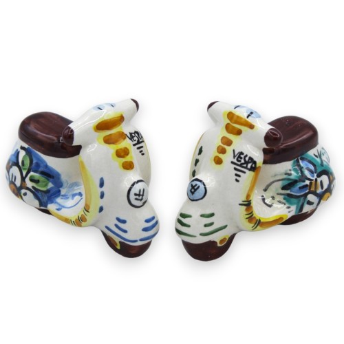 Veículo cerâmico Vespa Caltagirone - L 8 cm aprox. (1 unidade) cor aleatória - 