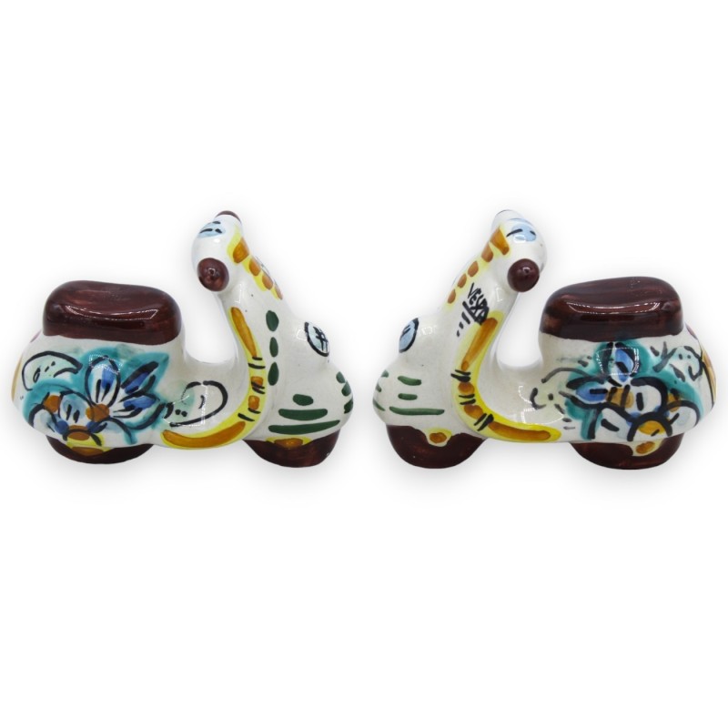 Veículo cerâmico Vespa Caltagirone - L 8 cm aprox. (1 unidade) cor aleatória - 