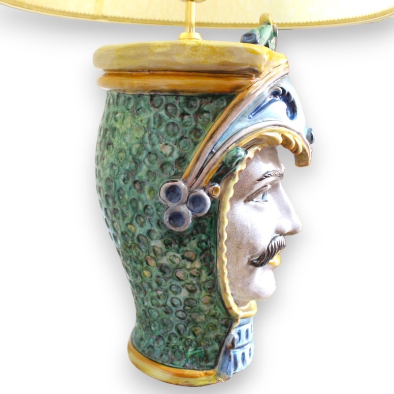 Lampe frontale Paladin, céramique de Caltagirone, environ h 80 cm. Effet craquelé et finition martelée à l'arrière du ca