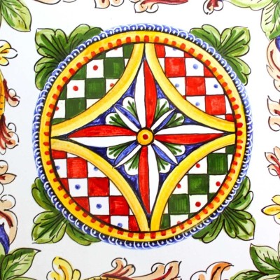 Vierkante tafel in lavasteen (inclusief smeedijzeren structuur), ca. L 65 x 65 cm. fruit-, barok- en Siciliaanse karrenv
