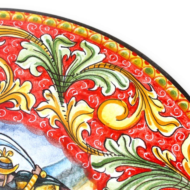 Runder Tisch aus Lavastein inklusive schmiedeeiserner Struktur, Ø ca. 60 cm. Barocke Dekoration mit Paladin-Kampfszene -