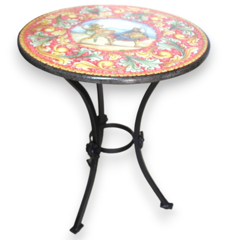 Round table in lava stone (excluding structure), Ø approx. 60 cm. Baroque decoration with Paladin and Saracen battle sce