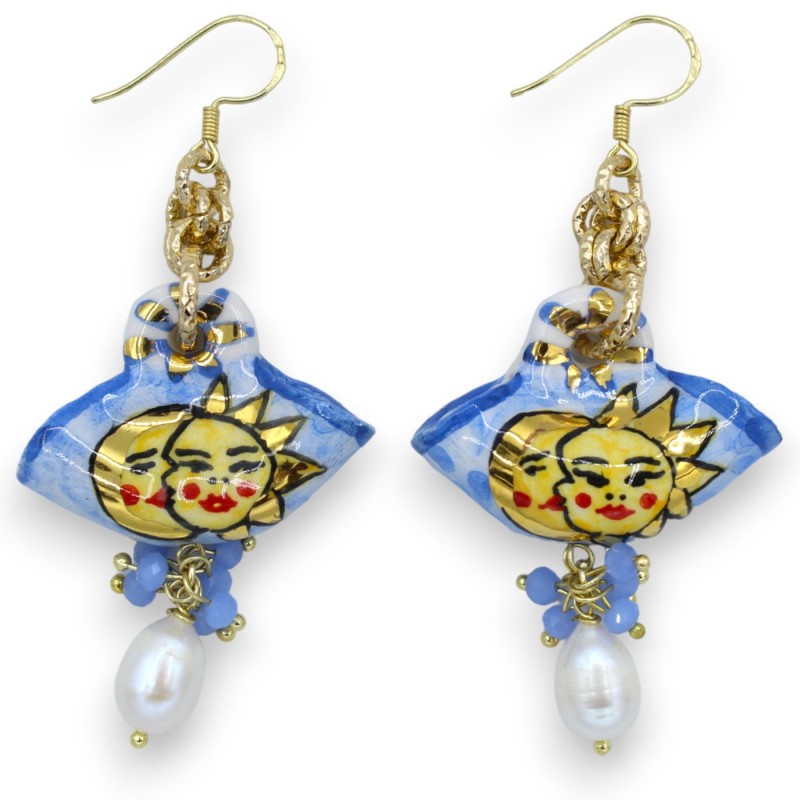 Caltagirone ceramic earrings, in the shape of a coffa with green agate & bamboo coral, 24k gold enamel - 
