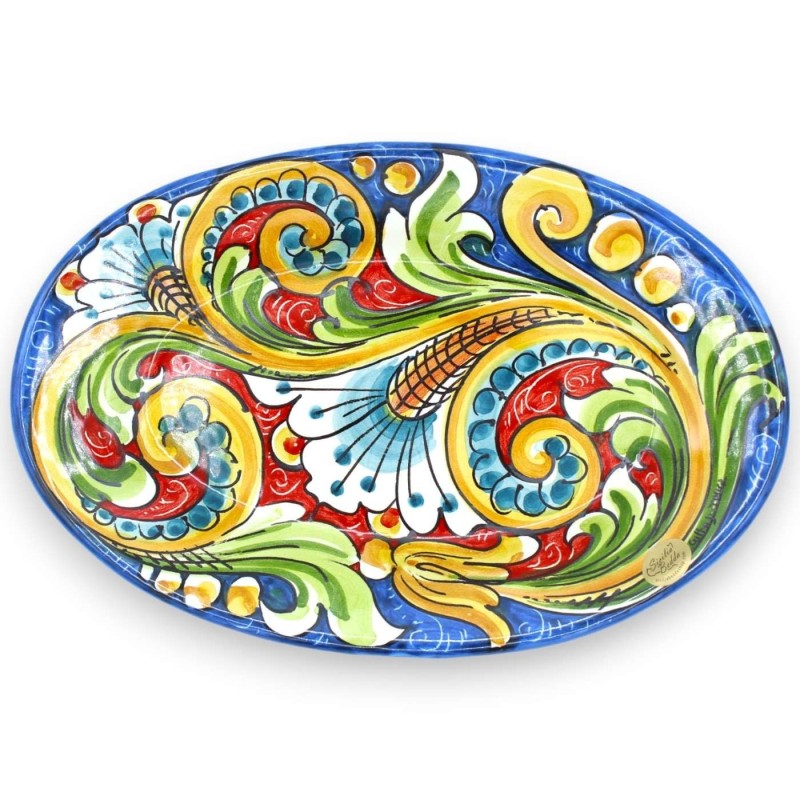 Caltagirone keramisk oval bricka, serveringsfat, L 30 x 20 cm ca. blå bakgrund, barock och blomsterdekoration - 
