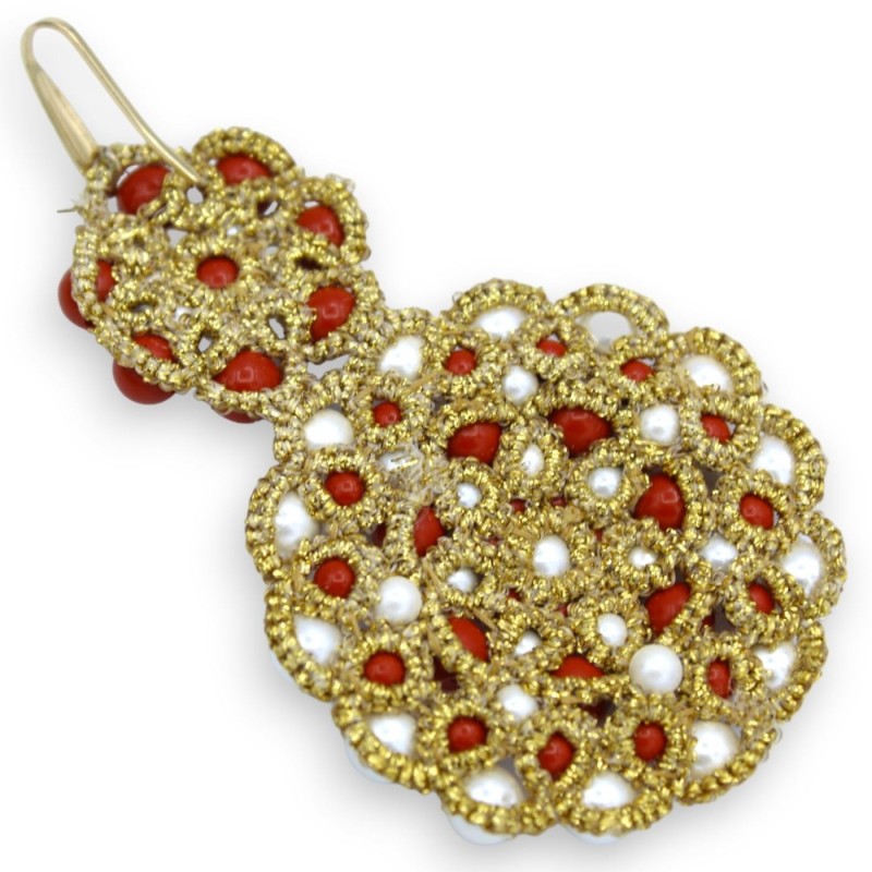 Orecchini in pizzo chiacchierino - h 9 cm ca. con perle naturali e perle di Maiorca - 