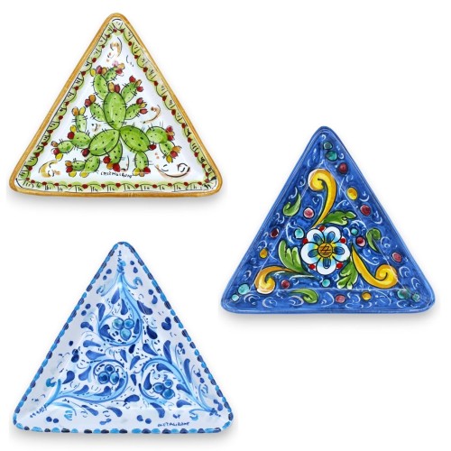 Bandeja de bolso triangular em cerâmica Caltagirone, prato de servir, C 23 cm aprox. (1 unidade) com 3 opções de decoraç