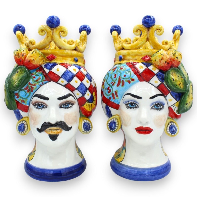 Têtes de lande siciliennes (paire) h environ 25 cm Céramique de Caltagirone, à décor de couronne, figue de Barbarie et c