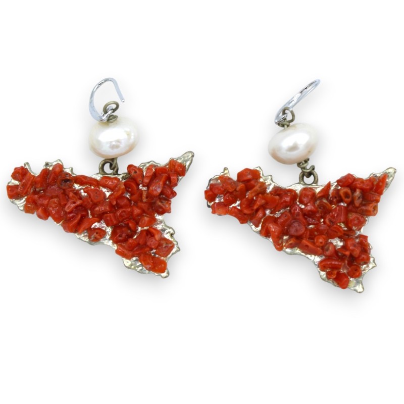 Steel pendant earrings in the shape of Sicily, h approx. 6 cm. With Scaramazza Pearl and covered with Coral - 