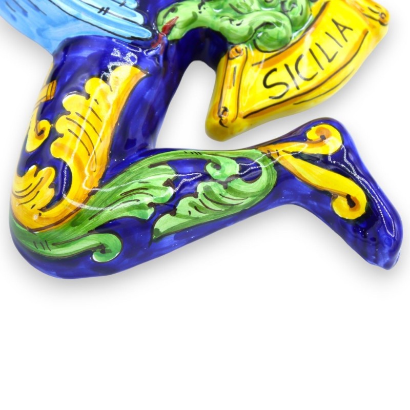 Trinacria in pregiata ceramica Siciliana, h 36 cm ca. Blu, decoro Barocco giallo/verde - 