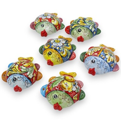 Kugelfisch aus Caltagirone-Keramik, H ca. 14 x 14 cm. (1 Stück) zufällige Dekoration und Farbe - 