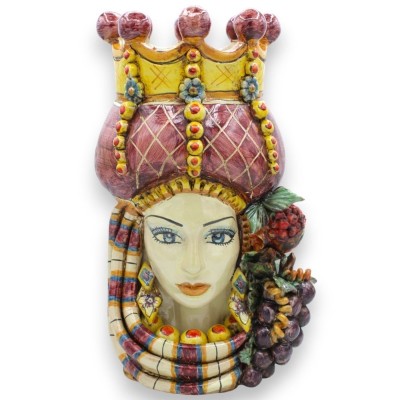 Cabeças de mouro siciliano (par) h 31/32 cm aprox. Caltagirone, com coroa, turbante e frutas sobre fundo bordô - 