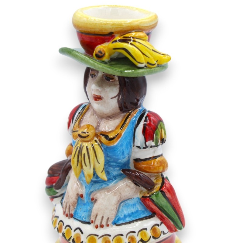 Ett par "Signorotti" lampor, i Caltagirone keramik, ca h 20 cm. barock och mångfärgad dekoration - 