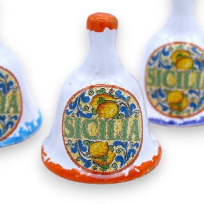 Sino de cerâmica h aprox. 5 cm. (1 unidade) com decoração aleatória de tema siciliano - 