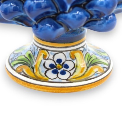 Siciliaanse dennenappel Caltagirone, h ca. 15 cm. (1 stuk) Antiekblauwe kleur met penseelstreken, willekeurige stengelde