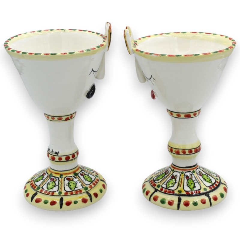 Ett par kalkar med ansikte och krona, i Caltagirone keramik - h ca 18 cm. prickly pear och prickiga dekoration - 
