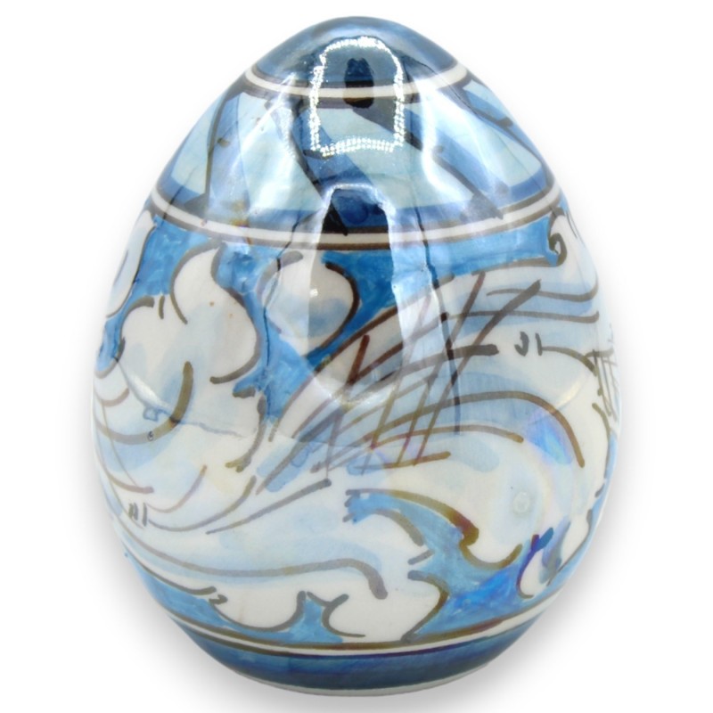 Oeuf en céramique Caltagirone h env. décor baroque sur fond bleu et émail nacre - 