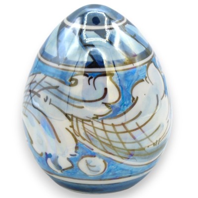 Caltagirone keramisch ei h ca. 9 cm barokdecoratie op een blauwe achtergrond en parelmoer email - 