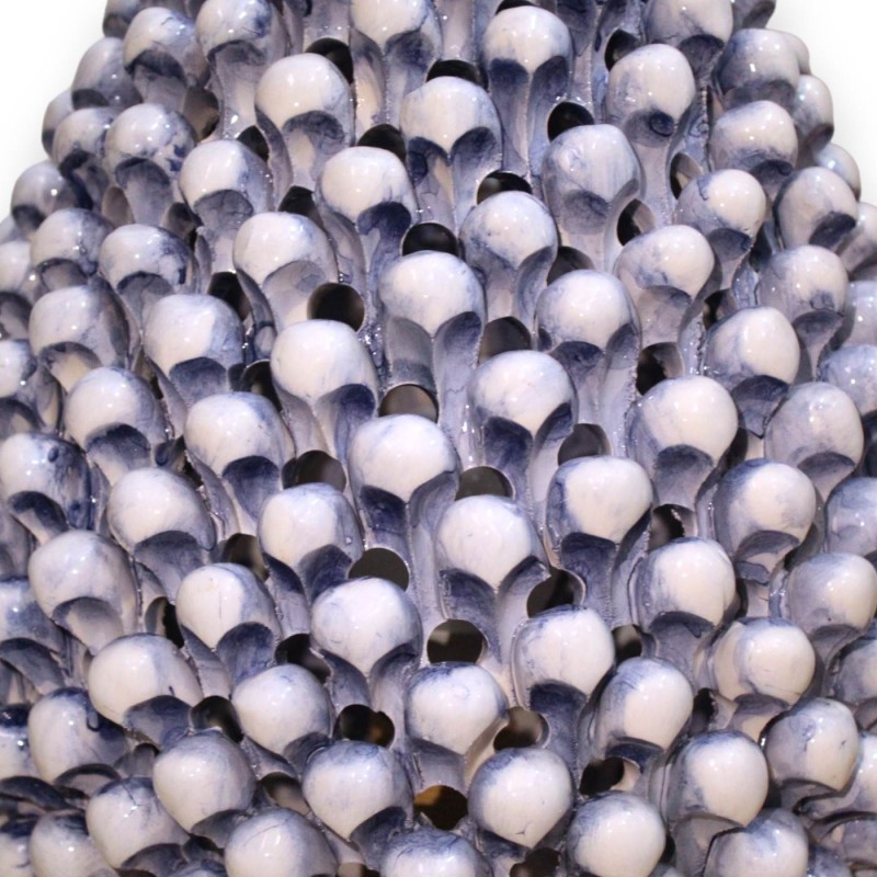 Candeeiro Pigna perfurado, cerâmica Caltagirone, aprox. Azul antigo, haste com decoração moderna, esmalte em ouro 24k - 