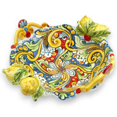 Tafelaufsatz aus Caltagirone-Keramik, Ø 38 und H ca. 16 cm. Barockdekoration, Blumen- und Zitronenapplikationen - 