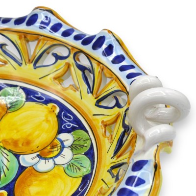 Centro de mesa festoneado y perforado, cerámica Caltagirone, mango serpentino, 2 tamaños (1ud) Decoración limones y flor