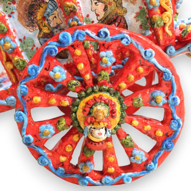Chariot sicilien, en céramique fine sicilienne, roues mobiles - L 50 x 30 cm environ. Riche en applications - 