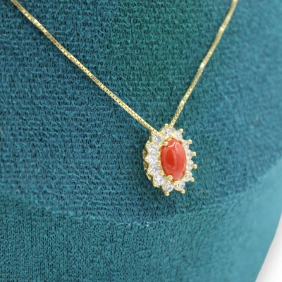 Collana in Argento 925, placcato Oro, h 44 + 1 cm ca. ciondolo Margherita con Corallo Torre del Greco e Zirconi - 