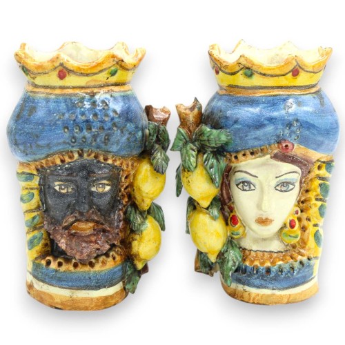 Sicilianska hedhuvuden (par) h ca 18 cm Krona, blå turban och citronapplikation - 