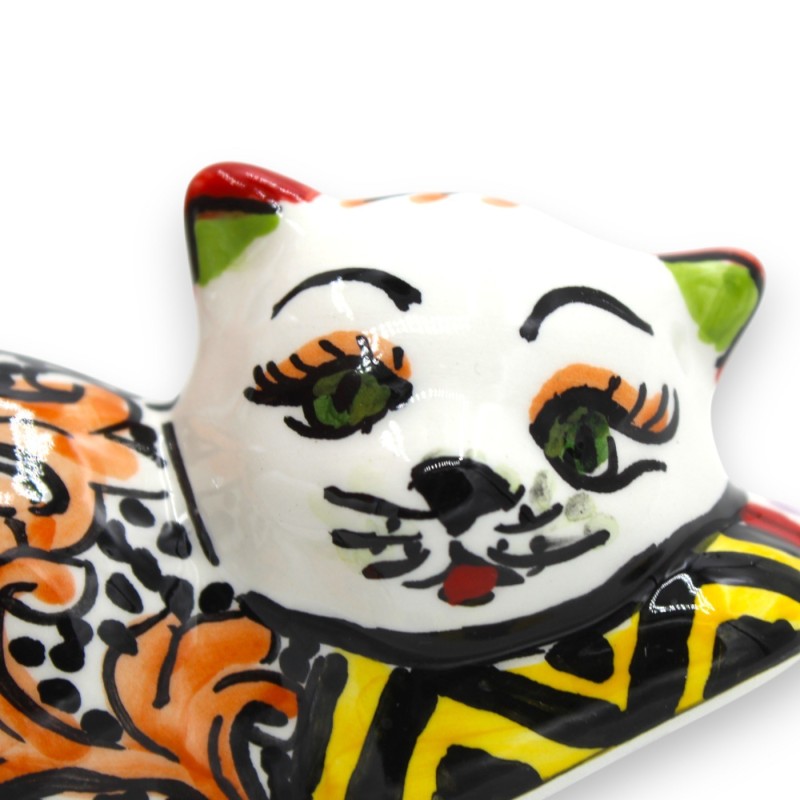 Gato com cauda arrebitada em cerâmica Caltagirone, h 11 x 9 cm aprox. decoração moderna - 